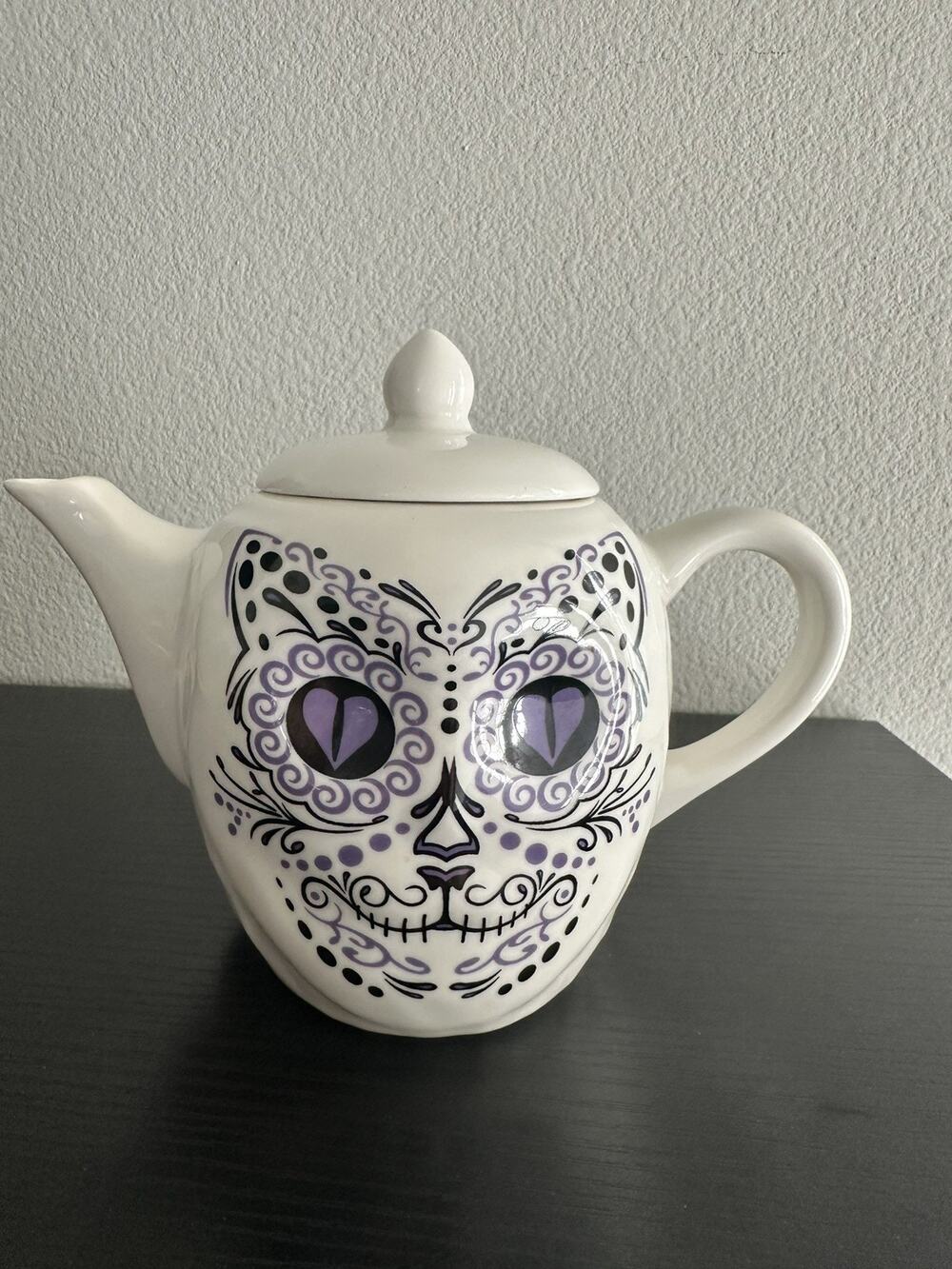 Cat Sugar Skull Day Of The Dead Teapot 2014 Archie McPhee Purple & Black